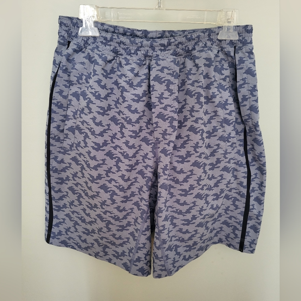 Lululemon Men's Large 9" Pace Breaker Lined Shorts Elastic Drawstring waist Blue